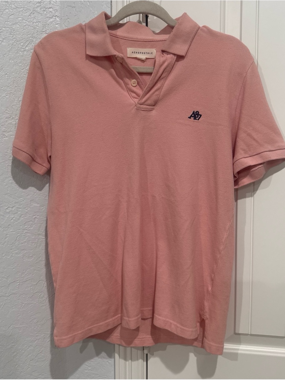 Aeropostale Men’s Dusty Pink Polo with Navy Logo